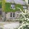 Enchanting Cottage for 4- Witchnest in Derbyshire, with EV point - Bonsall