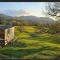 Shepherds hut Lowri