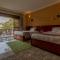 Bunyonyi Overland Resort