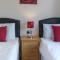 56 Meadow View Lodge - 3 Bed-Sleeps 6-TJS56MV