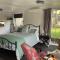 Orange Tree Cottage - garden hideaway - 旺格努伊