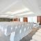 Crowne Plaza Zhuhai City Center by IHG - offers free one-way shuttle to Chimelong Ocean Kingdom - Zhuhai