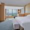 Crowne Plaza Zhuhai City Center by IHG - offers free one-way shuttle to Chimelong Ocean Kingdom - Zhuhai