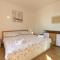 NAVIS Sea View Apartment with pool