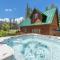 Lake View Home for 10 Hot Tub L2 EV Canoe Bikes Highly Rated by All Guests - Truckee