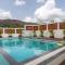 Saffronstays Zeel by the Lake - Igatpuri