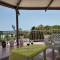 Arenella Beach Rooms