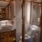 Hotel Razmoni Isha Kha International