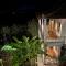 LiRi Villa - Ocean, hills, valley view