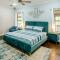 10 Acres with Pool and Pond Luxury Melissa Villa!