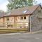 Cosy and quiet one bed barn conversion.
