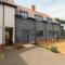 9 Oaks Court