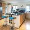Windrush Lake 80 & 81, Waterlow Lodge P