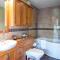 Windrush Lake 80 & 81, Waterlow Lodge P