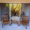 87965 Spacious and private retreat 1 block from the Ocean in Progreso East - Progreso