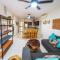 87979 Very chic 3BR Condo, tons of amenities, 1 block from Ocean - Progreso