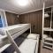 Hytte nær vannet, jacuzzi og sauna