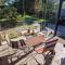 Cosy Brick Beachouse - ALL INCLUDED