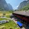 Alpine Base Hostel - Adults only
