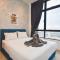Twin Tower Residence by Nest Home【5 mins walk to CIQ】