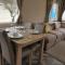 2 Bedroom Lodge, Milford on Sea - Milford on Sea