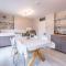 Beautiful & Spacious Retreat in Winchester