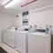MIAMI Beach Collins Ave Apartments Free Parking