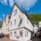Holiday Home by Rhine near Burg Maus