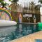 Sand Sea U Pool Villa Homestay