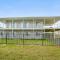 16 Chapman Rd - BYO Linen - Pets Negotiable - Wi-Fi