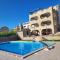 Pool apartment Ena