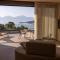 Ammoudi Suites