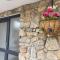 Spacious 1 bed bungalow located on a Gower Sheep Farm