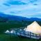 Ursa Mica Glamping Resort - 锡尔内亚