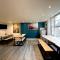 Smart Hyde Park Inn