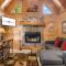 Lil Treehouse Cabin