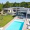 Maison dArchitecte BAIA piscine plein sud Uzès