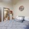 Creekside Getaway