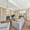 Finest Retreats - Sutton Hall Apt