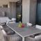 SUNSET CLIFFS modern apartment