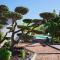 Belle Villa moderne avec piscine et jardin - Сольє-Пон