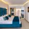 Aura Suites