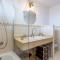 huge penthouse seaviews gateaway