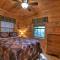 Cozy Mountain Cabin - Ellijay