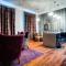 Roomzzz Newcastle City