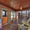 Treetop Getaway