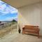 The Penthouse with Views