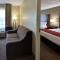 Comfort Suites Airport