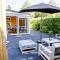 Familie bungalow op vakantiepark bij zee