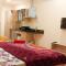 Top Luxuries Couple Friendly Stay in Gaur Mall by Taj Studios near to #Expo Centre #CPHI & P-MEC